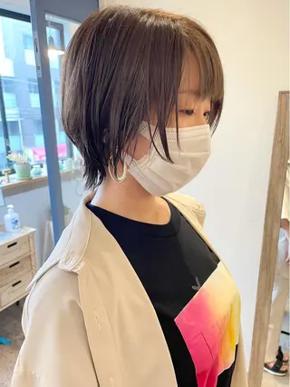 ショート カラー 🩰オリーブ/ ベージュ松本咲花🩰のヘアスタイル