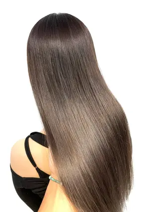 セミロング カラー 🌿海外Style・ KOHEIのヘアスタイル