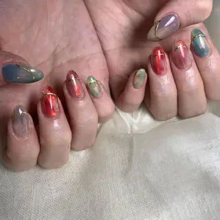 ネイル repos~ルポ~所属・里見 麗のネイルデザイン