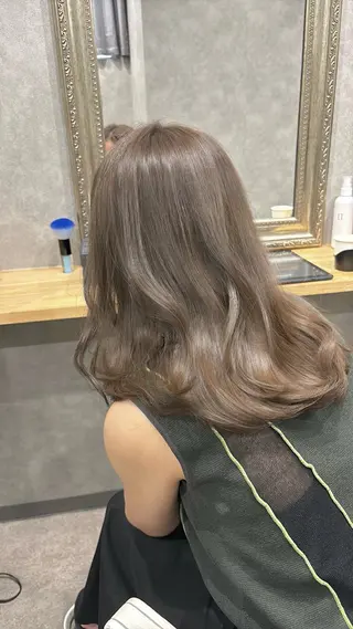 ミディアム カラー FUJINO RYOのヘアスタイル