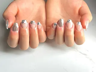 ロング ネイリスト シンのネイルデザイン