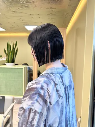 ミディアム ボブ/ぱつっとボブ/ 谷口 海星のヘアスタイル