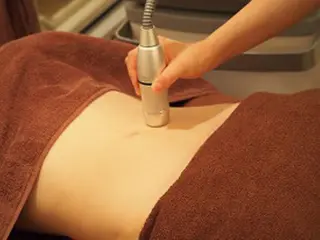 rasera所属・rasera コラボ予約のネイルデザイン