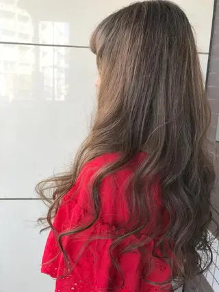 ロング カラー yukari 艶髪ヘアのヘアスタイル
