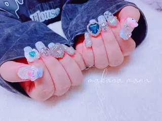 ネイル Makana Mana所属・Makana Manaのネイルデザイン