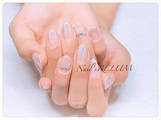 ネイル THECOLORS所属・近貞 莉奈のネイルデザイン