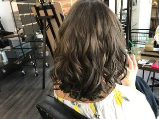 ミディアム カラー WEST O LAND所属・WEST OLAND 安藤のヘアスタイル