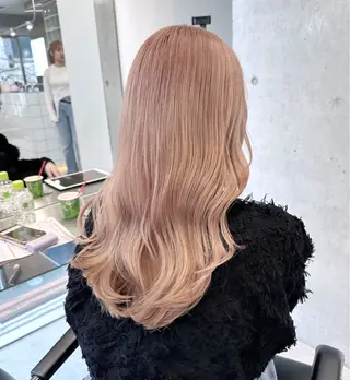 ロング カラー ヘアアレンジ ALBUM GINZA所属・レイヤー特化 🎀モモカ🎀のヘアスタイル