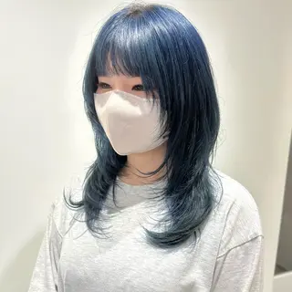 セミロング カラー GO TODAY SHARE SALON 原宿本店所属・ブリーチ/ハイトーン 艶カラー/ユリナのヘアスタイル