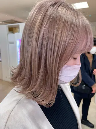 ミディアム カラー 🍀自然＆長持ち♪ 縮毛矯正の匠✨️のヘアスタイル