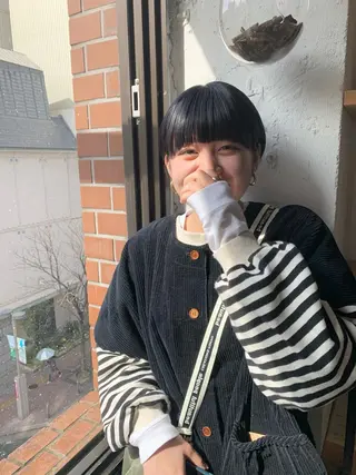 ショート カラー Fuuu《フゥ》所属・シノザキ シンゴのヘアスタイル