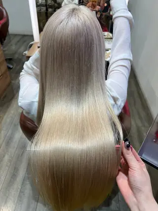 ロング カラー ナチュラル/インナー /牧野 佑菜のヘアスタイル