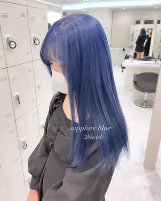 ロング カラー ヘアアレンジ 𝘳𝘺𝘰𝘬𝘢 髪質改善／ブリーチのヘアスタイル