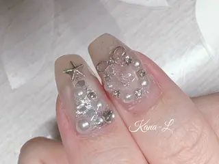 ネイル 芦辺 香奈のネイルデザイン