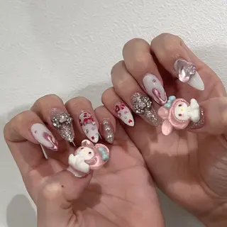 ネイル MODA MANAMIᵕ̈のネイルデザイン