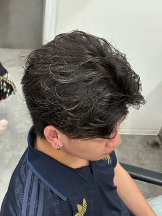 ショート カラー パーマ メンズ メンズパーマ特化 🔥韓国ヘア職人🔥のヘアスタイル