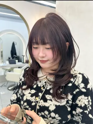 ロング カラー ARMONY表参道店所属・韓国風レイヤーカラー ライムのヘアスタイル