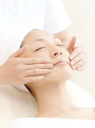 ナリスビューティーステーションDe I'm岡山所属・小野 恵のエステ・リラクイメージ