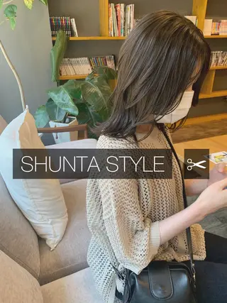ミディアム カラー toki所属・ＳＨＵ ＮＴＡのヘアスタイル