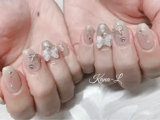 ネイル 芦辺 香奈のネイルデザイン