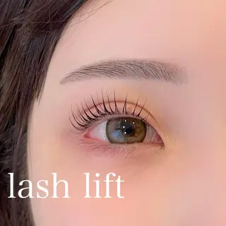 マツエク・マツパ TRICO八幡山所属・TORIC Taketaのマツエク・マツパデザイン