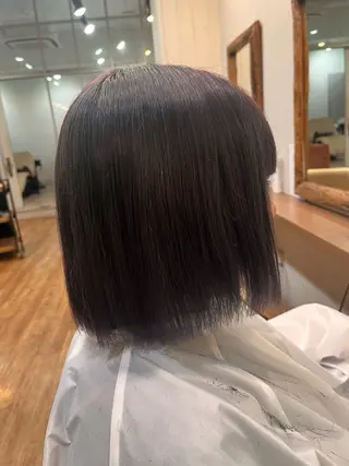 ミディアム よしだ しおりのヘアスタイル