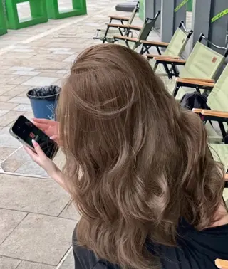 カラー ブリーチなし 透明感カラーのヘアスタイル