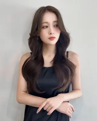 セミロング 🤍🤍韓国ヘア おたけ🤍🤍のヘアスタイル