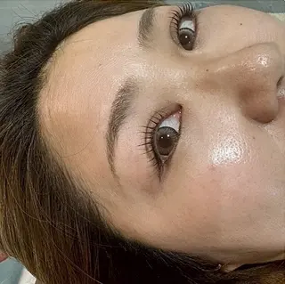 マツエク・マツパ 日比野 紅杏のヘアスタイル