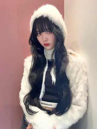 ロング ナナ♡レイヤーカット ♡似合わせカラーのヘアスタイル