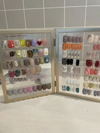 ネイル Lily Beauty天神西通り店所属・坂田 美生のネイルデザイン