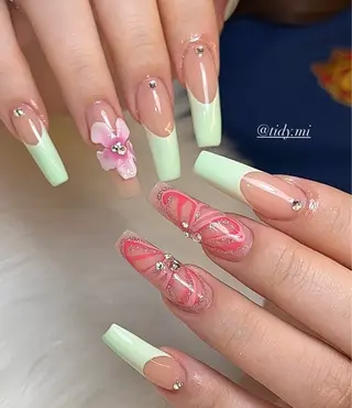 ネイル TIDY M&Mのネイルデザイン