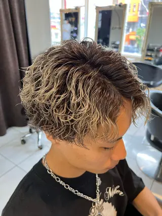 パーマ メンズ パーマ特化美容師 茂木広幸のヘアスタイル
