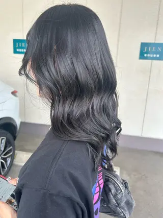 ロング カラー NAHO 🩵 透明感カラー🫧のヘアスタイル