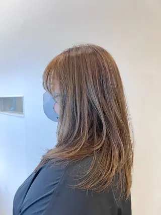 セミロング マルタ/金沢 /透明感カラーのヘアスタイル