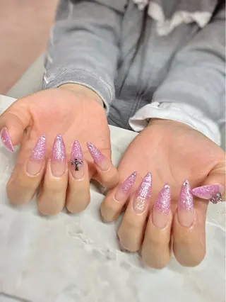 ネイル RitsNail 🤍 RENAのネイルデザイン