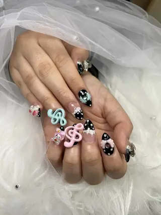 ネイル Mio_ Noiranailのネイルデザイン