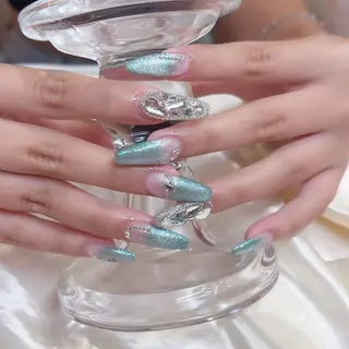 ネイル ✩.*˚ kanaのネイルデザイン