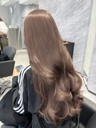 ロング カラー 堀江/透明感 ベージュ/白川幸太のヘアスタイル