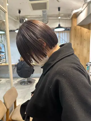 ショート REINA☁️透明感 カラー/ぷつっと♡のヘアスタイル