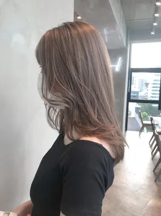セミロング カラー INTRO.by Fi-Ne所属・韓国ヘア 店長NEGIのヘアスタイル