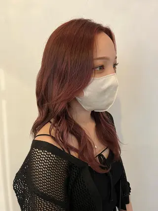 カラー DC SHIONのヘアスタイル