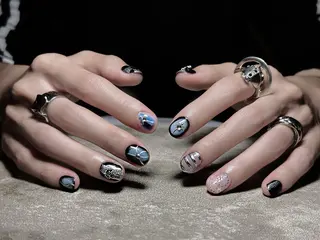 ショート カラー LI XINLUのネイルデザイン