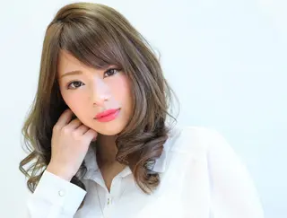 セミロング Agu hair Lazuli所属・松本 マサシのヘアスタイル