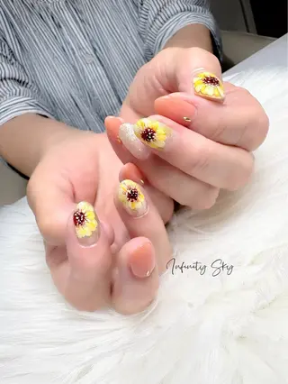 ネイル infinity skyのネイルデザイン