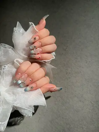 ネイル I-nailロング /ワンホン/キラキラのネイルデザイン