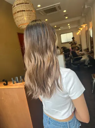 ロング カラー gigi  ヘアーワークス所属・gigi hideのヘアスタイル