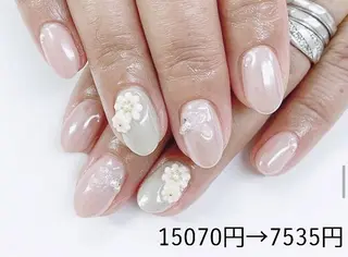 ネイル ネイルR新百合ヶ丘店所属・ネイルR 新百合ヶ丘のネイルデザイン