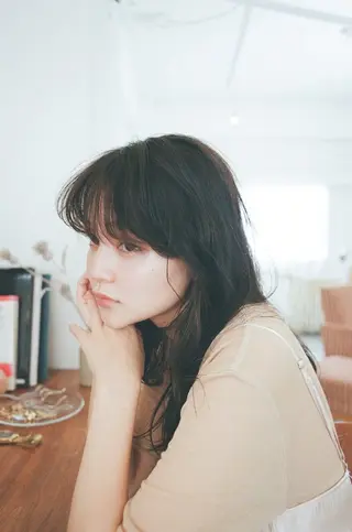 ロング 吉田 宙生のヘアスタイル