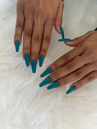 ネイル RÊVIA所属・RÊVIA (レヴィア)のネイルデザイン